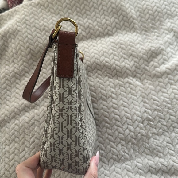 Fossil Shoulder Bag - Picture 2 of 7